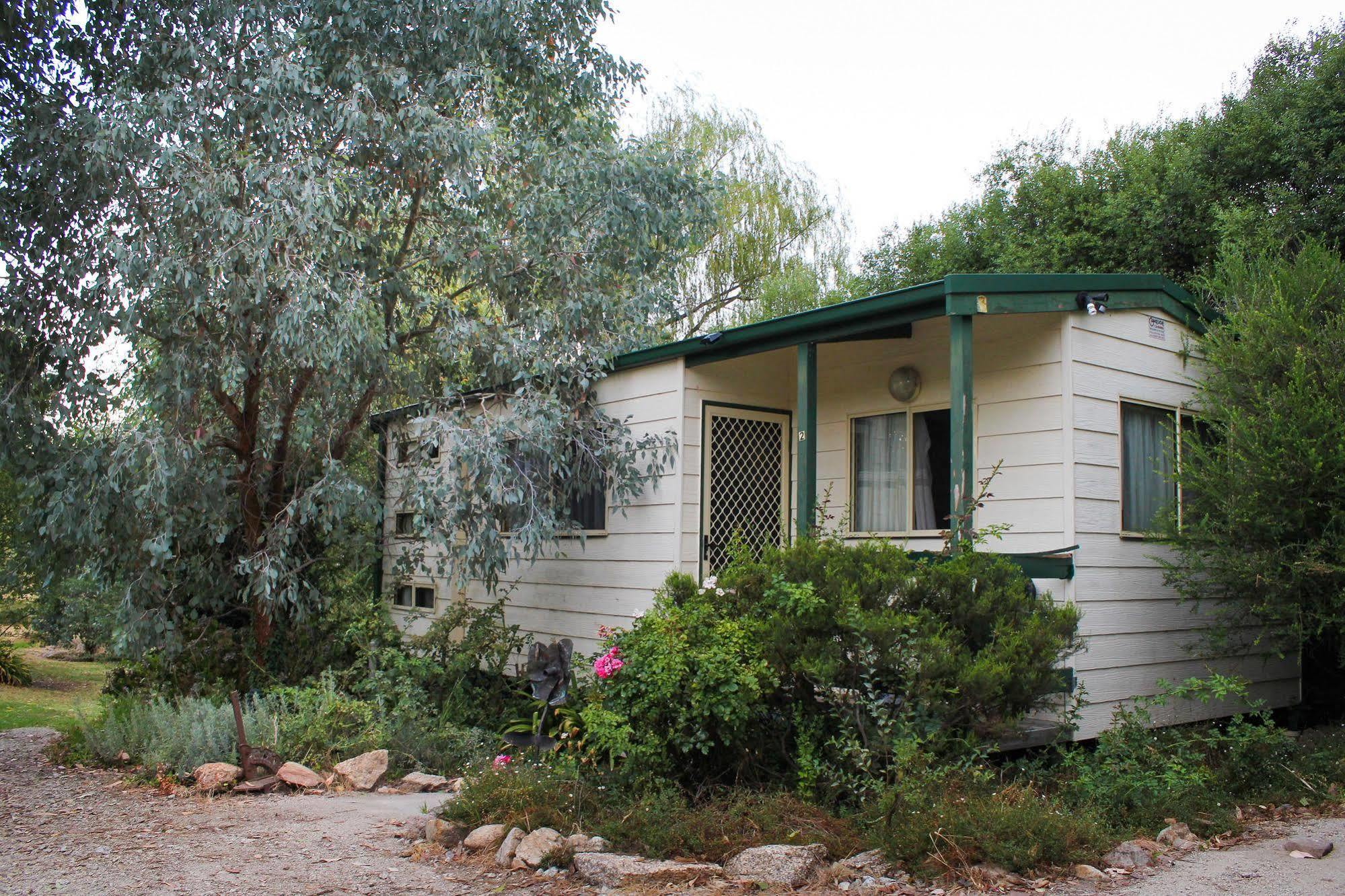 Beechworth Cabins Bagian luar foto